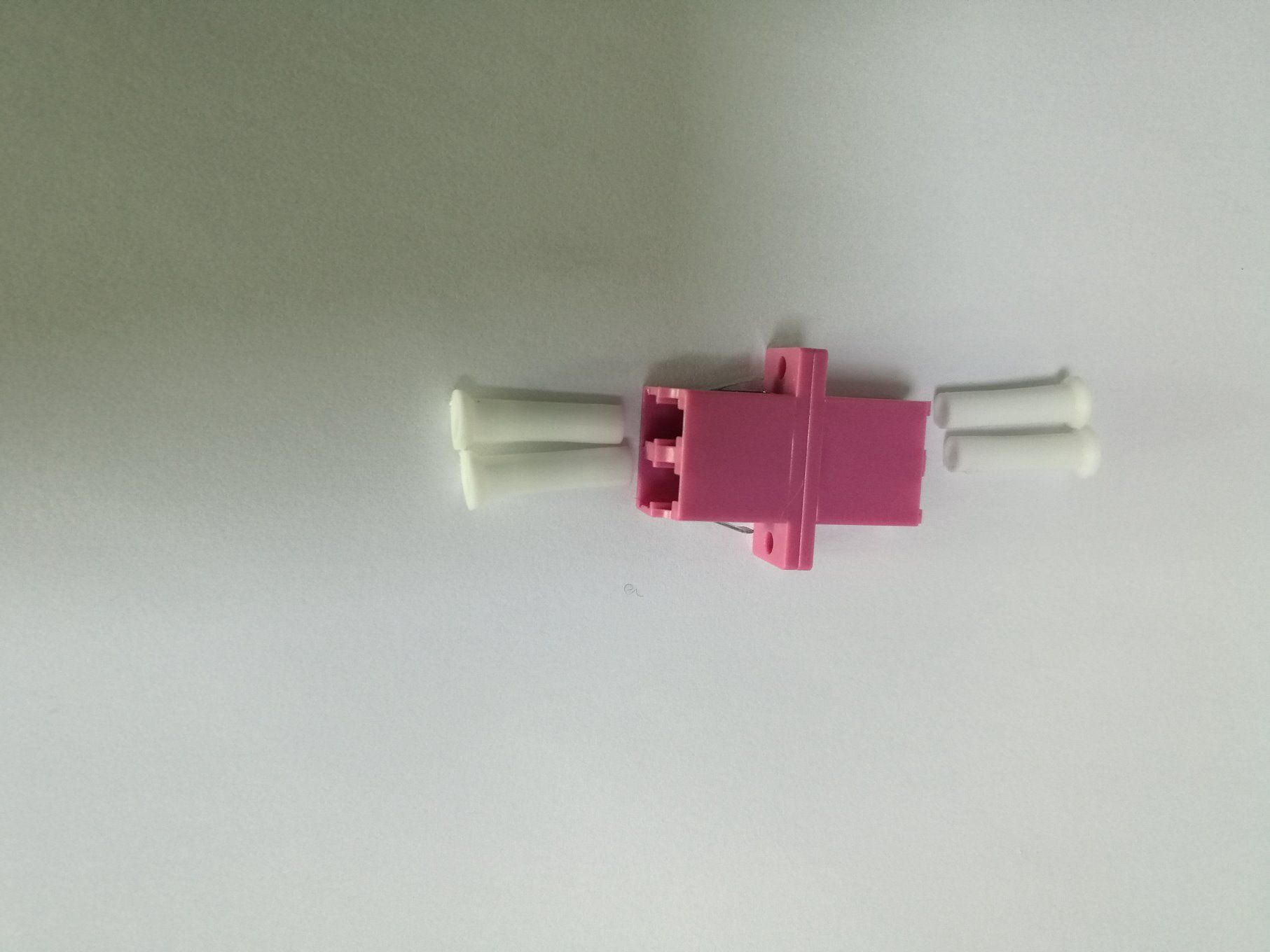 Purple Om4 LC Duplex Optical Fibre Adapter