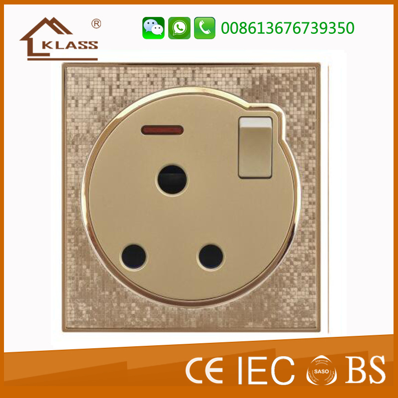 New Design Electric 15A Light Socket with Switch