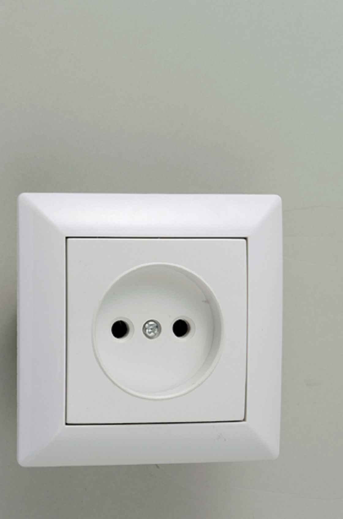 Wall Socket with CE 4022