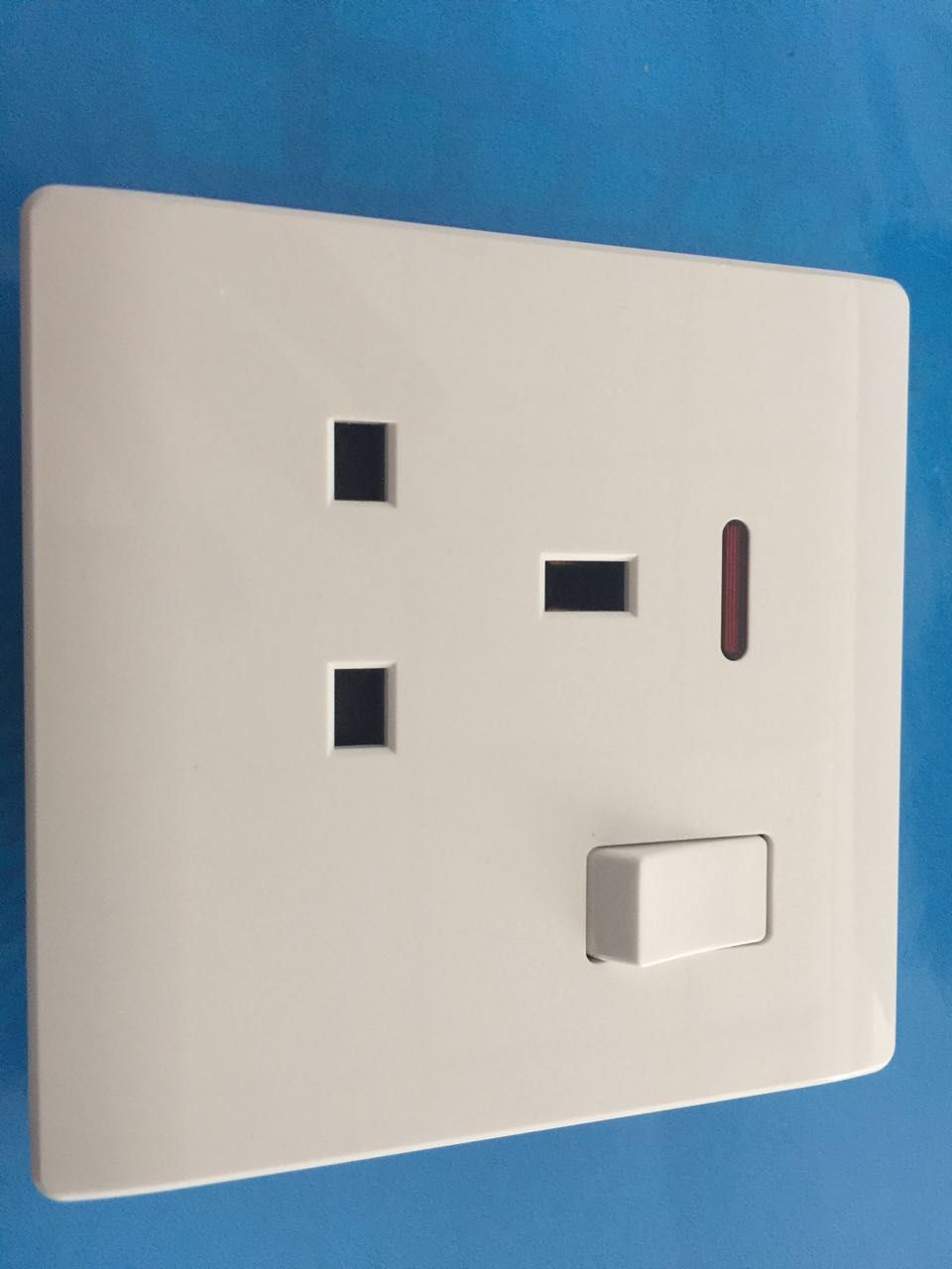 Manufacturers Selling Wall Switch, Socket