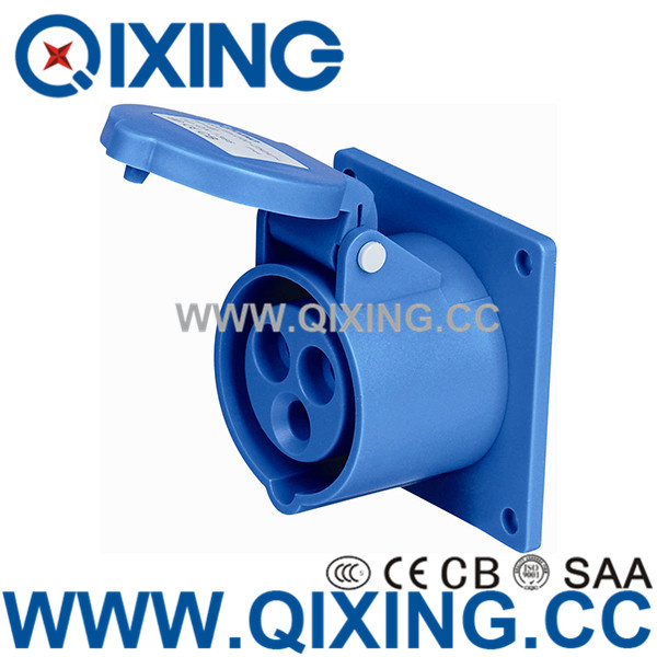 Commando 16A 230V Single Phase Panel Mounted Socket