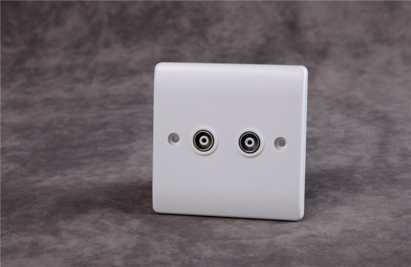 V433 2g TV Socket