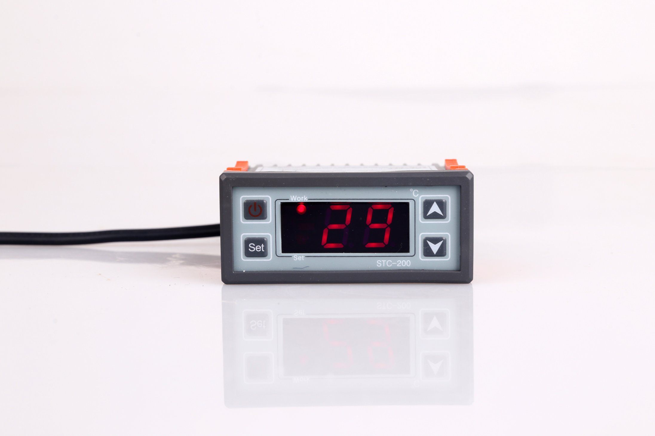Easy Operation Digital Temperature Controller