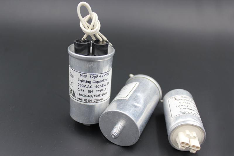 Mentalized Polypropylene Film Lighting AC Capacitor 18UF 250V Cbb80