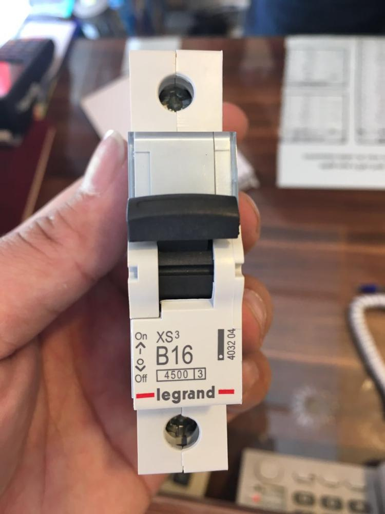 High Quality Xs3 1p 16A 4.5ka MCB Miniature Circuit Breaker