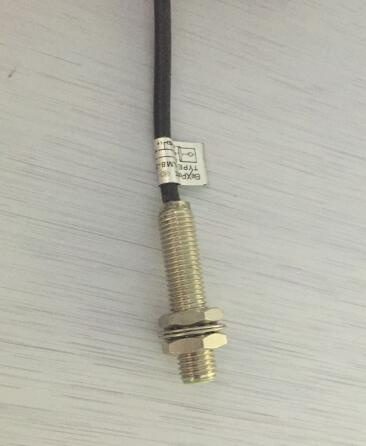 1mm Detection Nonflush M8 PNP Inductive Proximity Switch