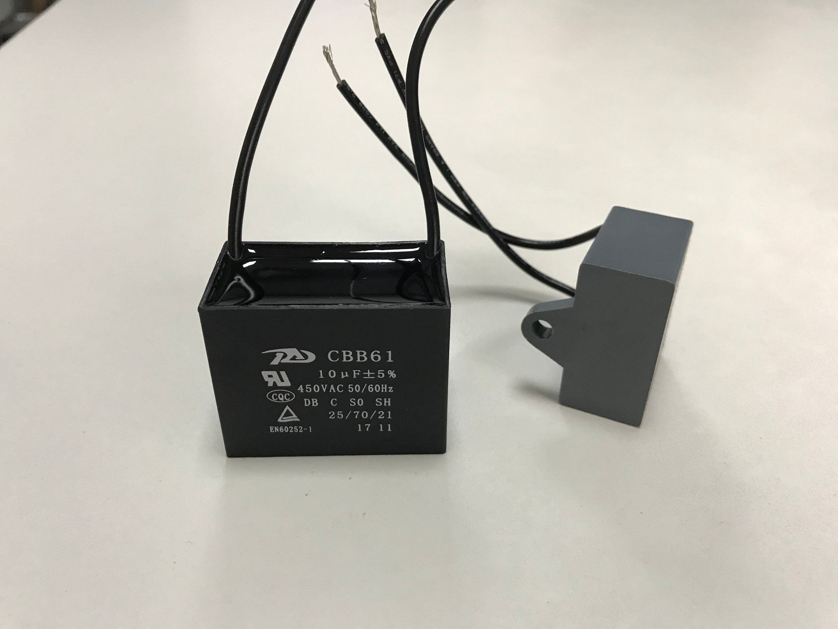 Polypropylene Motor Film Capacitor Qualifed by UL. TUV. CQC