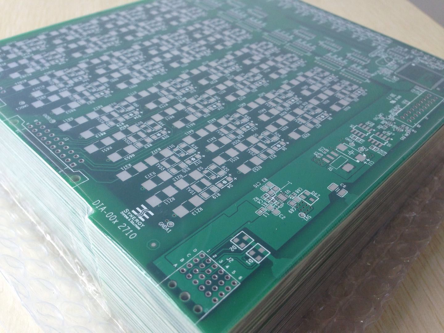 Black Rigid PCB Double Layer PCB Copy PCB Assembly Prototype Manufacturing