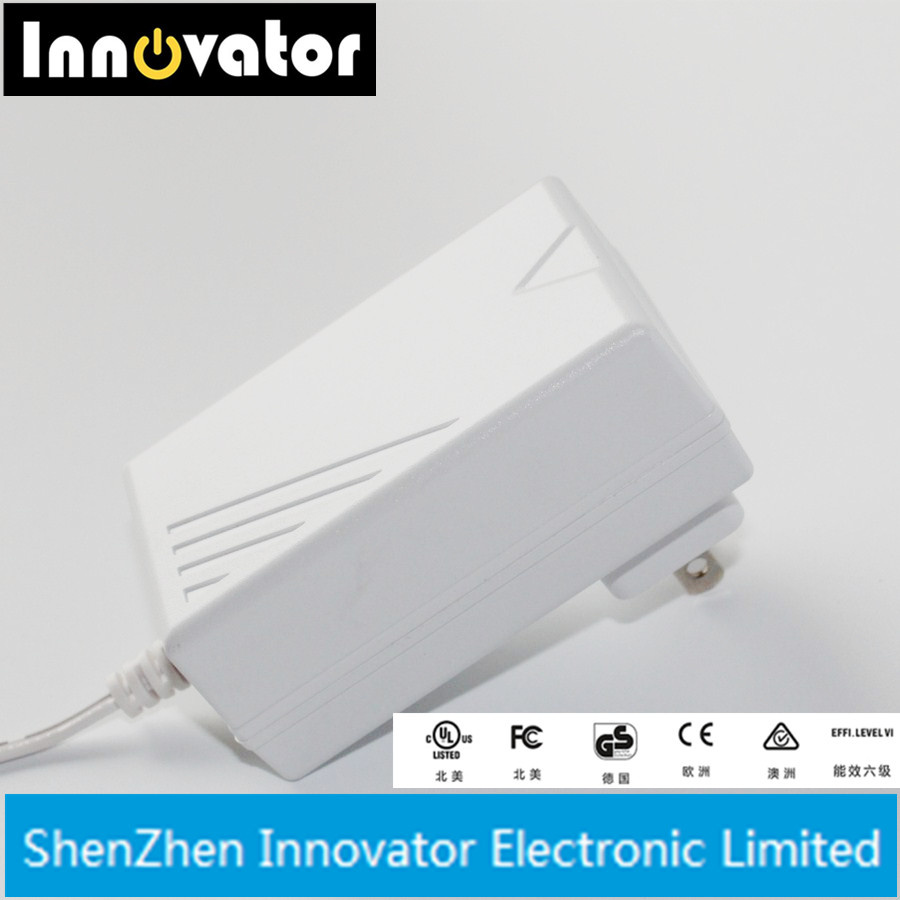 15W 24V 0.625A Wall-Mount Type Series Switching Mode Power Supply AC DC Power Adapter, Certificated by UL TUV & GS FCC