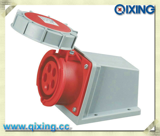 Cee/IEC 16A 400V 5p Three Phase Industrial Plug and Socket