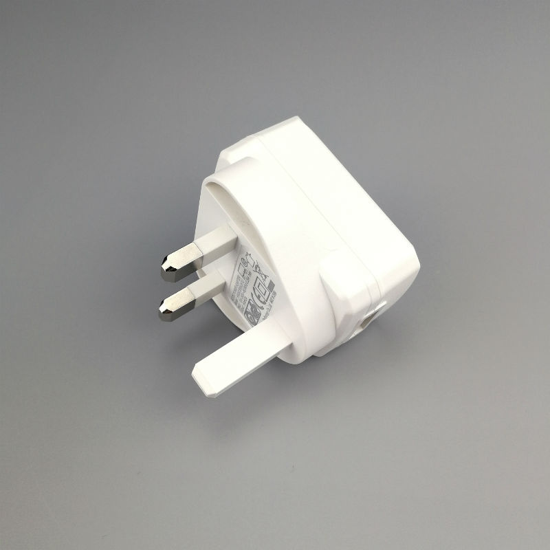 UK Plug 5V 1A 2A AC DC Power Adapter with CB Certification