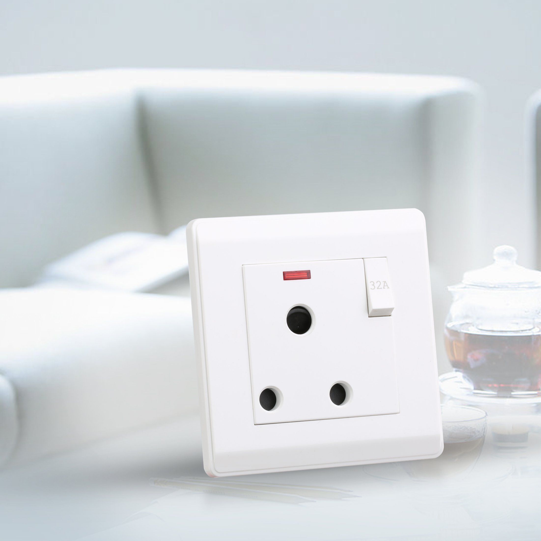 High Quality 15A Power Plug