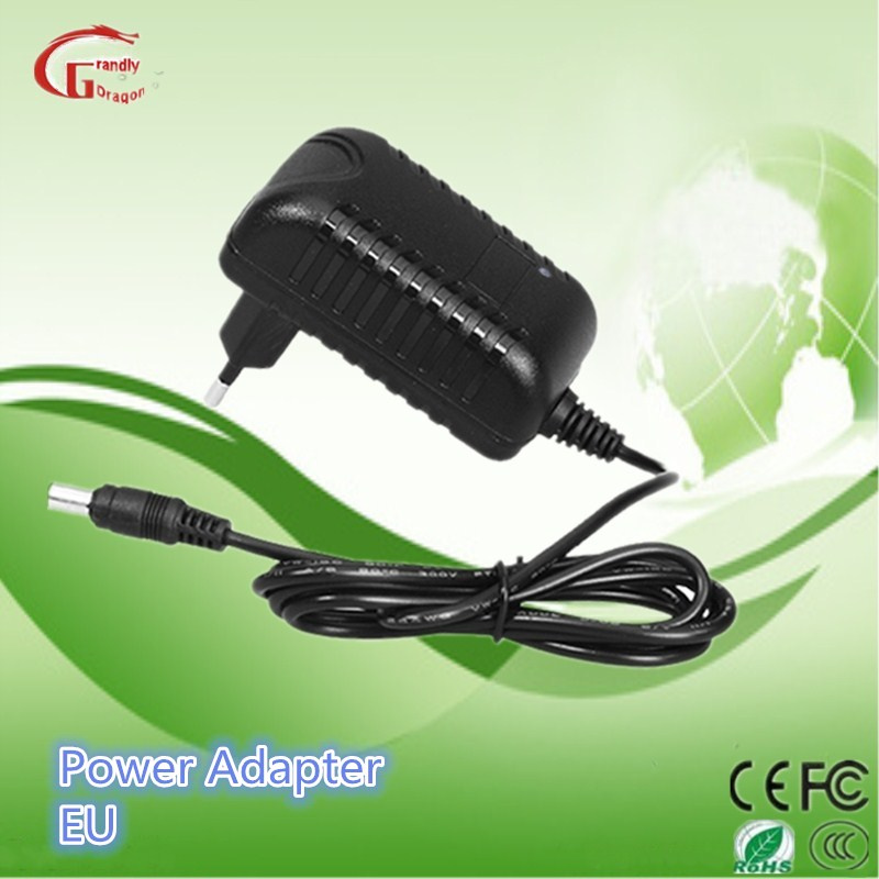 EU /Us Plug 15V 1.5A Battery Charger