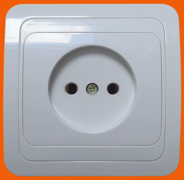One Gang Socket with Saffety Shutters (F2009)