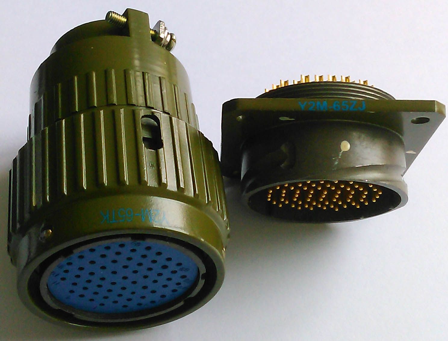 Y2m Series Bayonet Coupling Connector