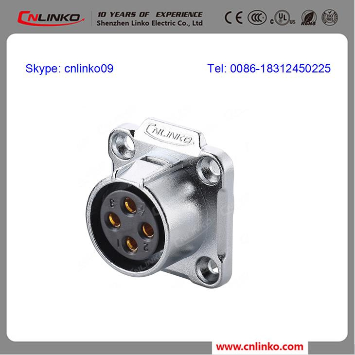 IP65 Watertight Battery 4 Pin Male Socket Connector