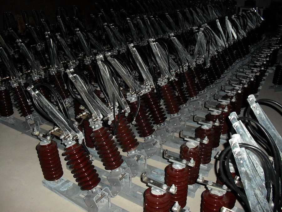 Gang Insulator 24kv