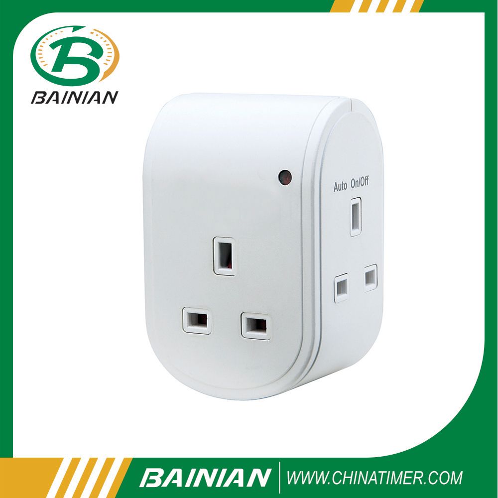 2+1 Way Master-Slave Adaptor, UK Standard, IP20