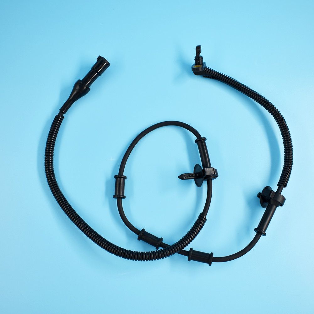 Front Right Left Rabs Wheel Speed Sensor Brakes for 2003 2005 Ford Lincoln