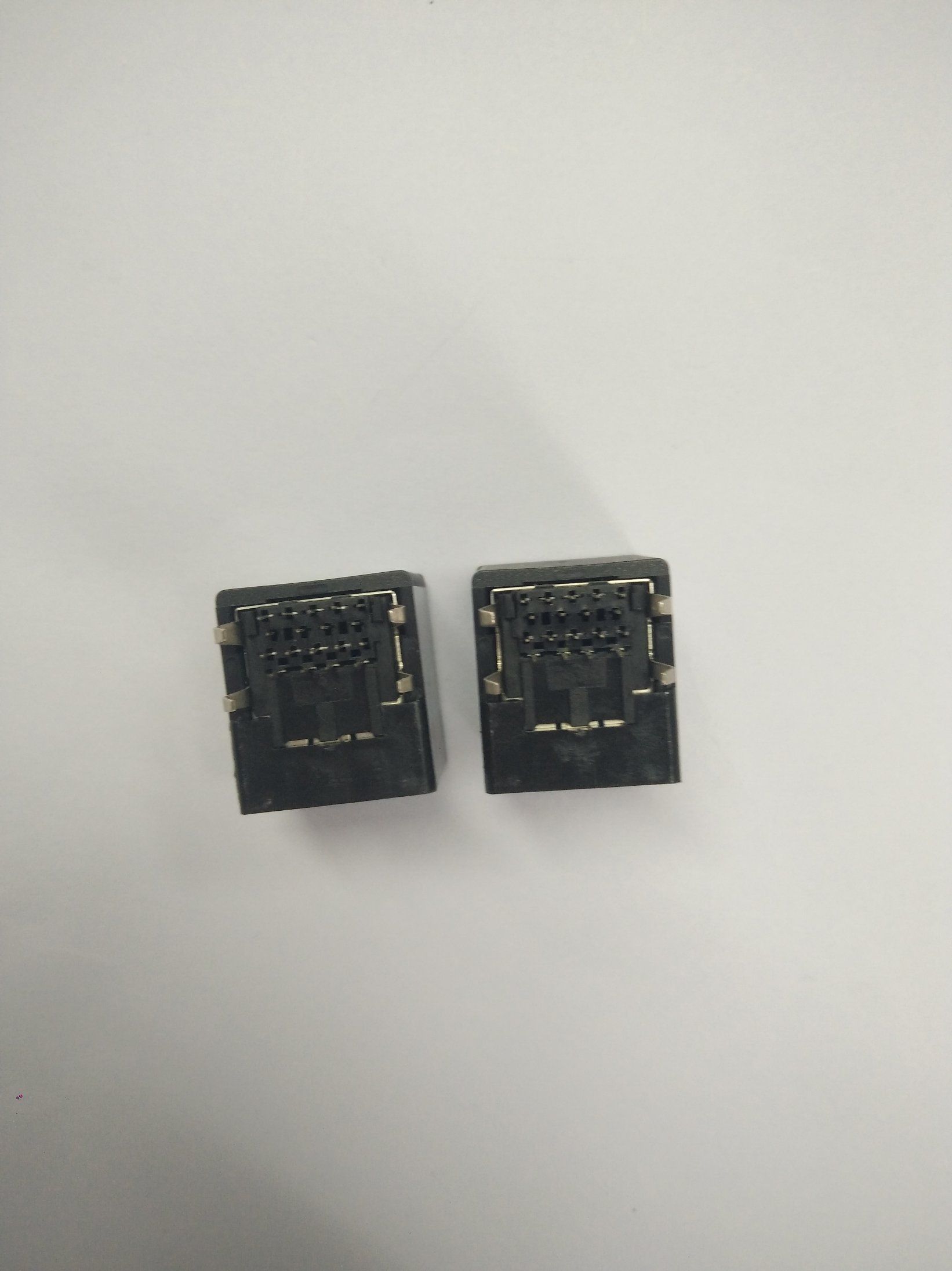 OEM and ODM Gold Flash Right Angle Nickelage USB Connector