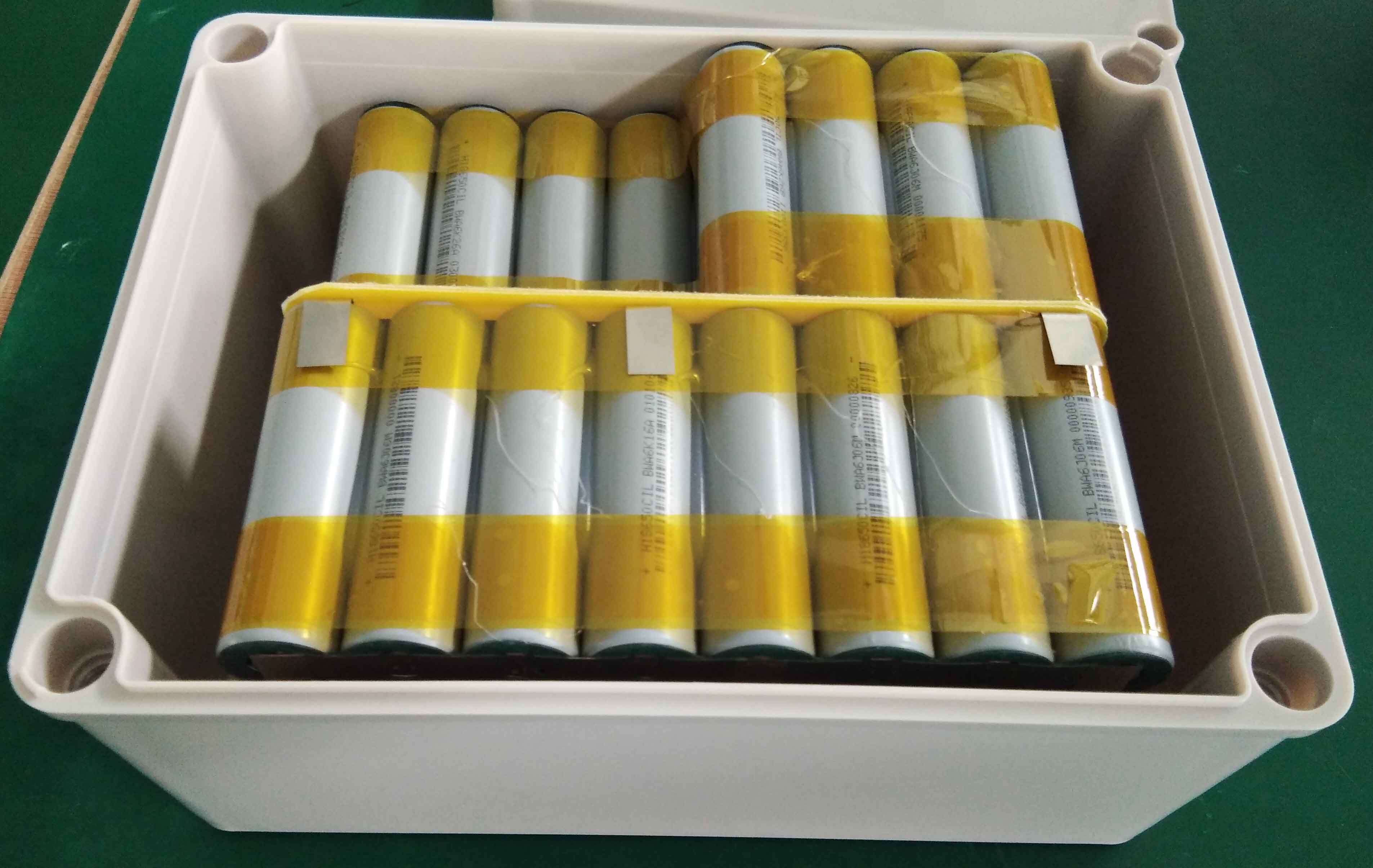 12V 64A Lithium Battery Pack for Solar Power