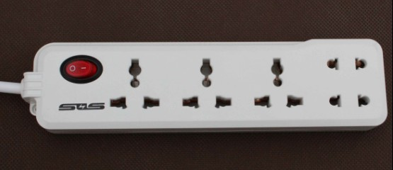Universal Power Outlets, Plug and Socket