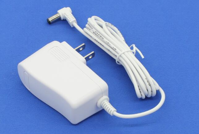 18W AC DC Power Adapter with UL FCC Ce SAA PSE
