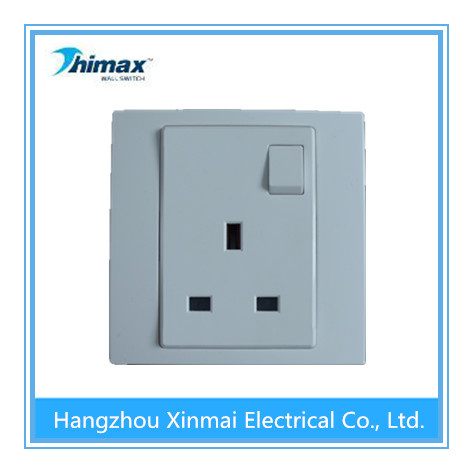 High Quality PC405wh 13A 1 Gang Switch Socket with Single Pole