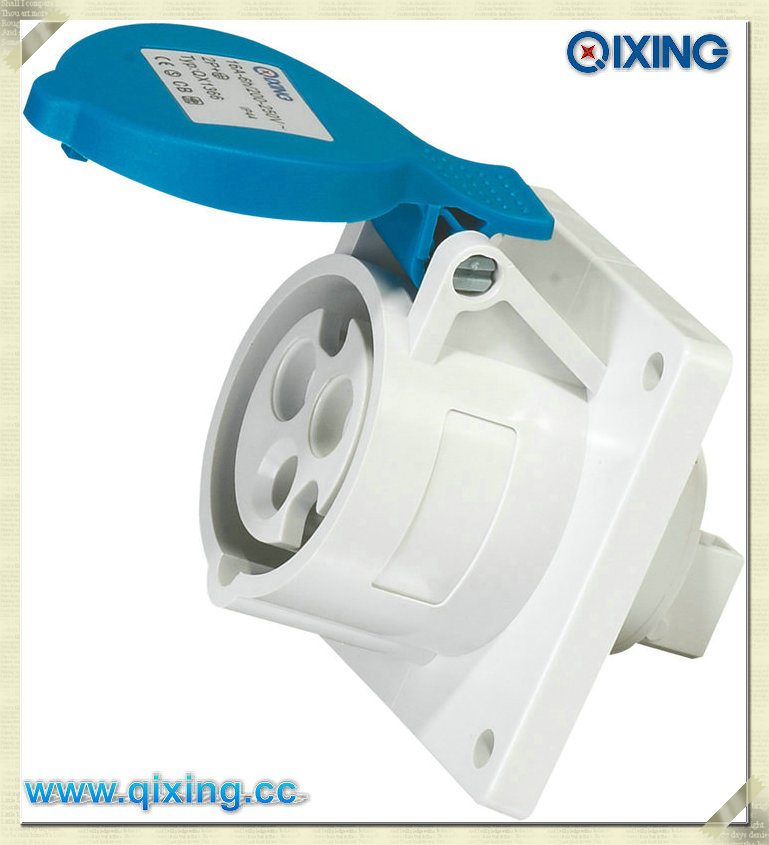 IP44 16A 3p 320V Industrial Panel Mounted Socket