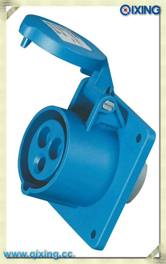 IP44 16A 230V 3p Panel Mounted Socket