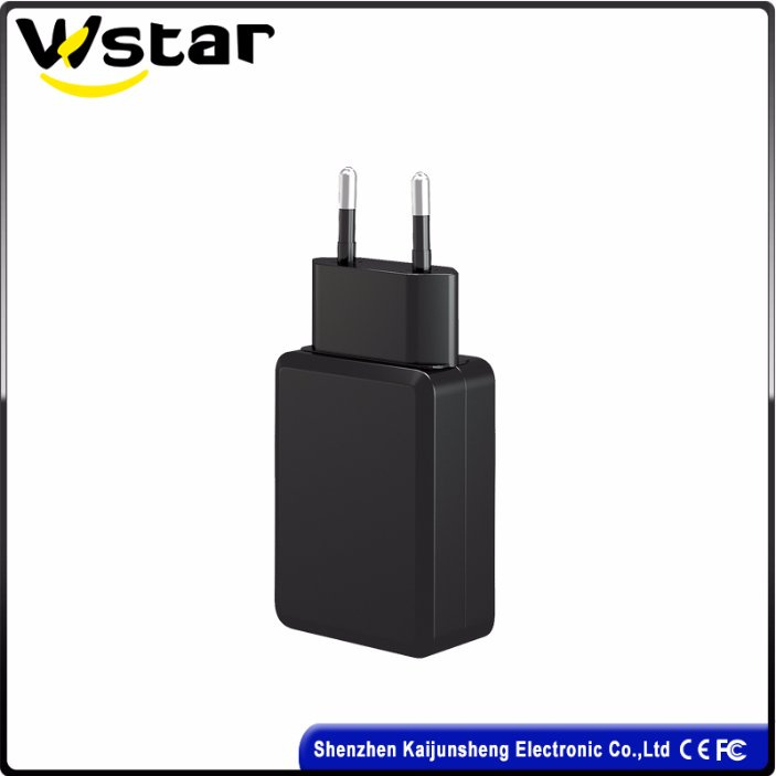 USB Charger with QC3.0 Function, UK/Cn Plug, Wzx-Dk18W-C
