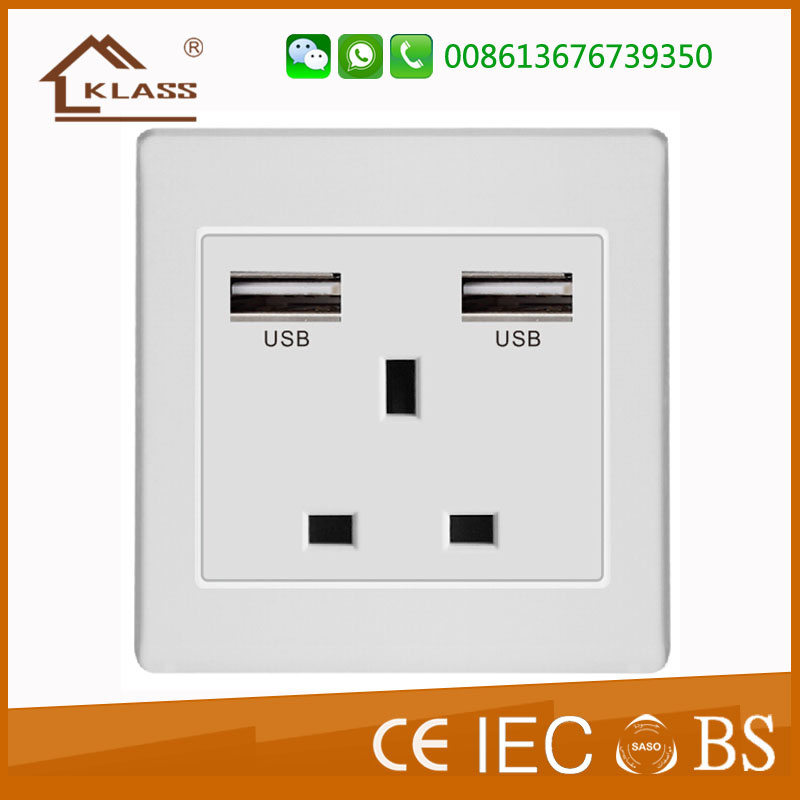 OEM/ODM UK Wall 13A Socket with Dual USB Charger