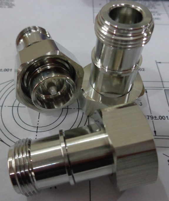 4.3-10 Male Ton Female Adaptor
