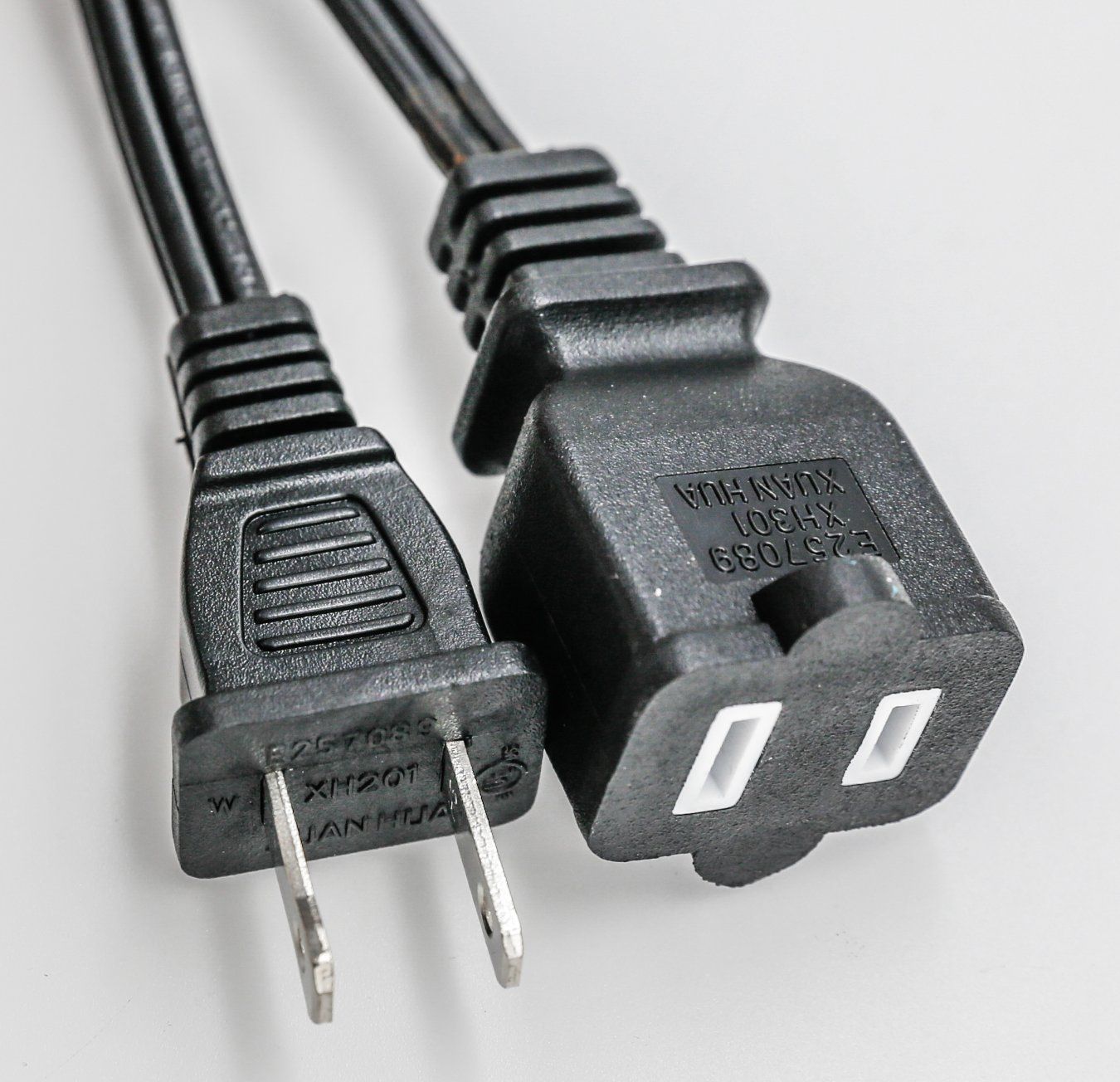NEMA 1-15p Polarized to NEMA 1-15tt Flat Extension Cord 16/2 Spt-2 Na 13A 125V