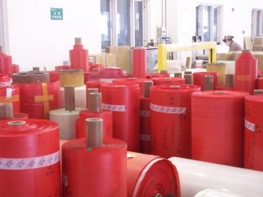 Pet Film / Nonwoven Laminates Prepreg.