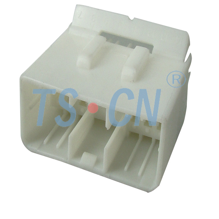 Hyundai 14p Female Connector