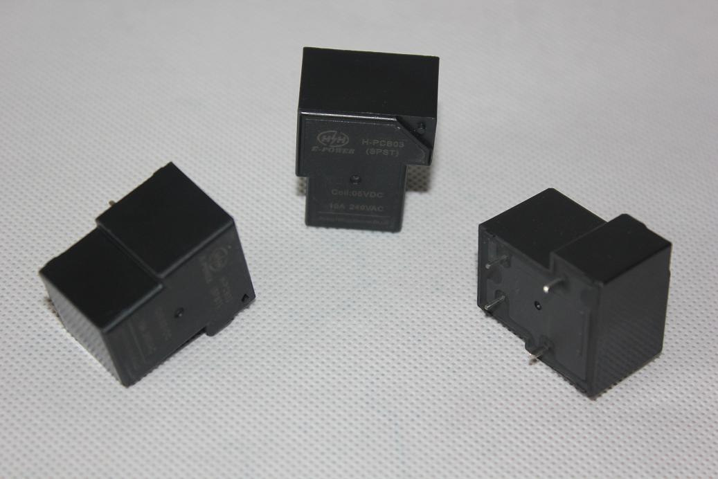 Auto Relay with PCB Mount 15A