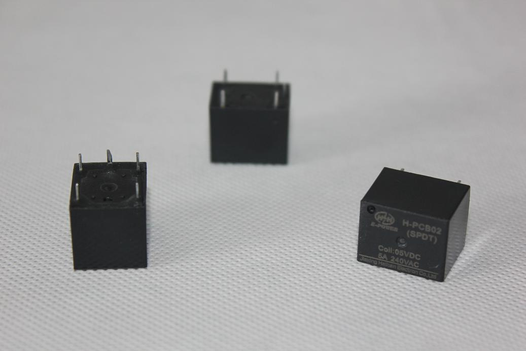 PCB Mount Realy with 5A