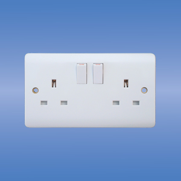 Wall Switched Socket (UK Standard)