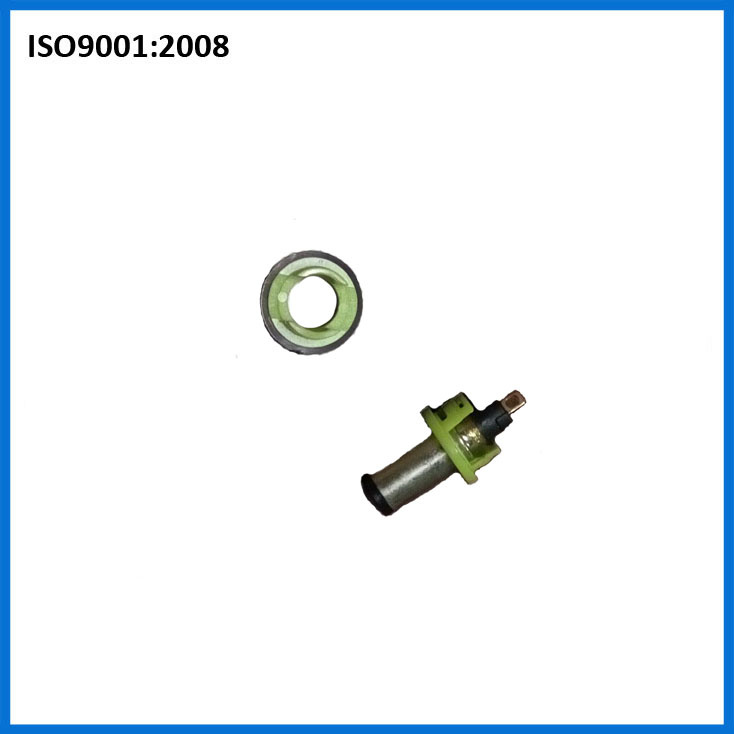 Qifu PVC/PC Electric Power Plug Adaptor Plug