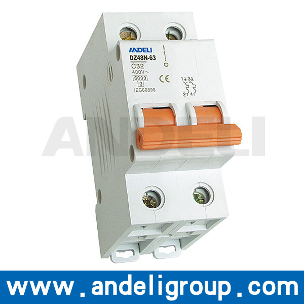 63AMP 4p Miniature Circuit Breaker (DZ48N-63)