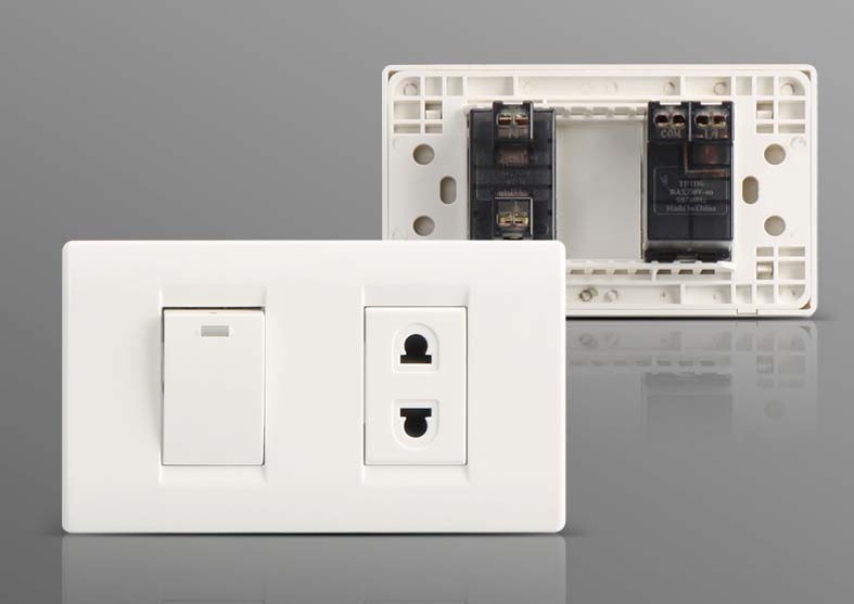 1 Gang Electrical Switch with 3 Pin Mf Socket