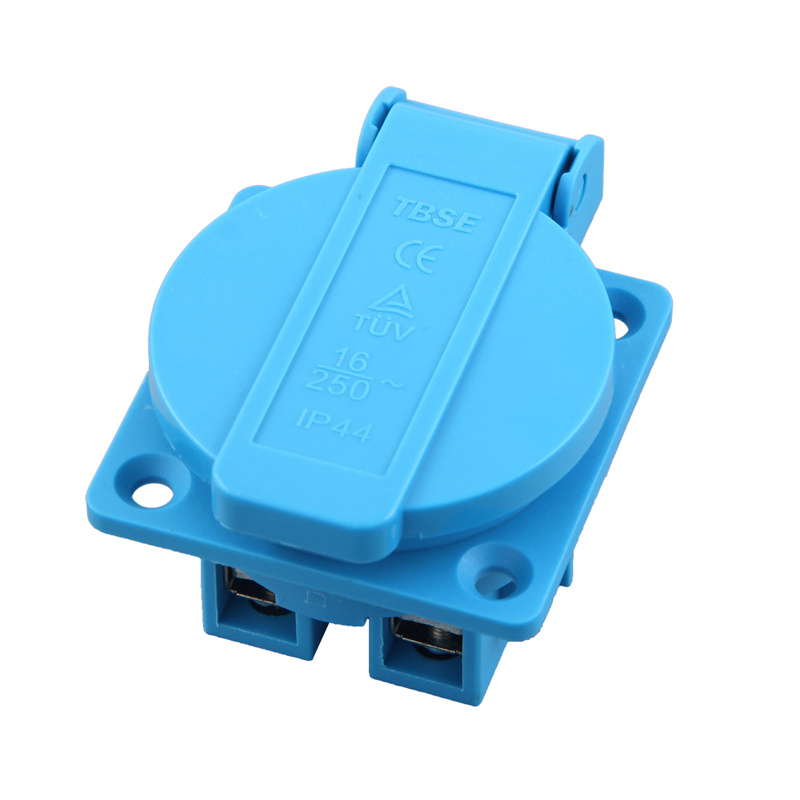 050201 German-Style Waterproof Socket 2
