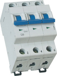 Ksb7 L7 High Quantily Mini Circuit Breaker (3p 63A)