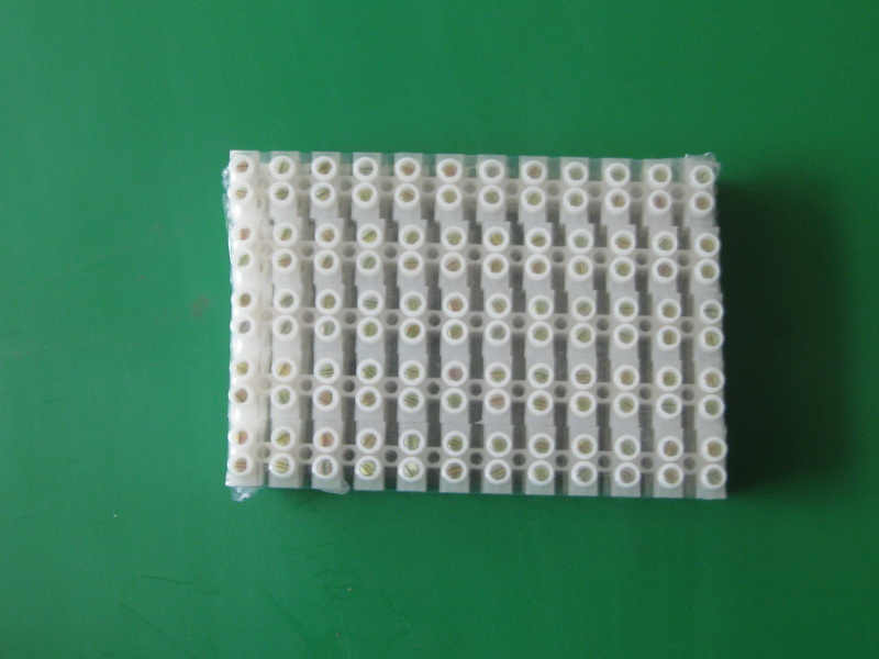 10AMP PE Feed Through Terminal Strip Connector