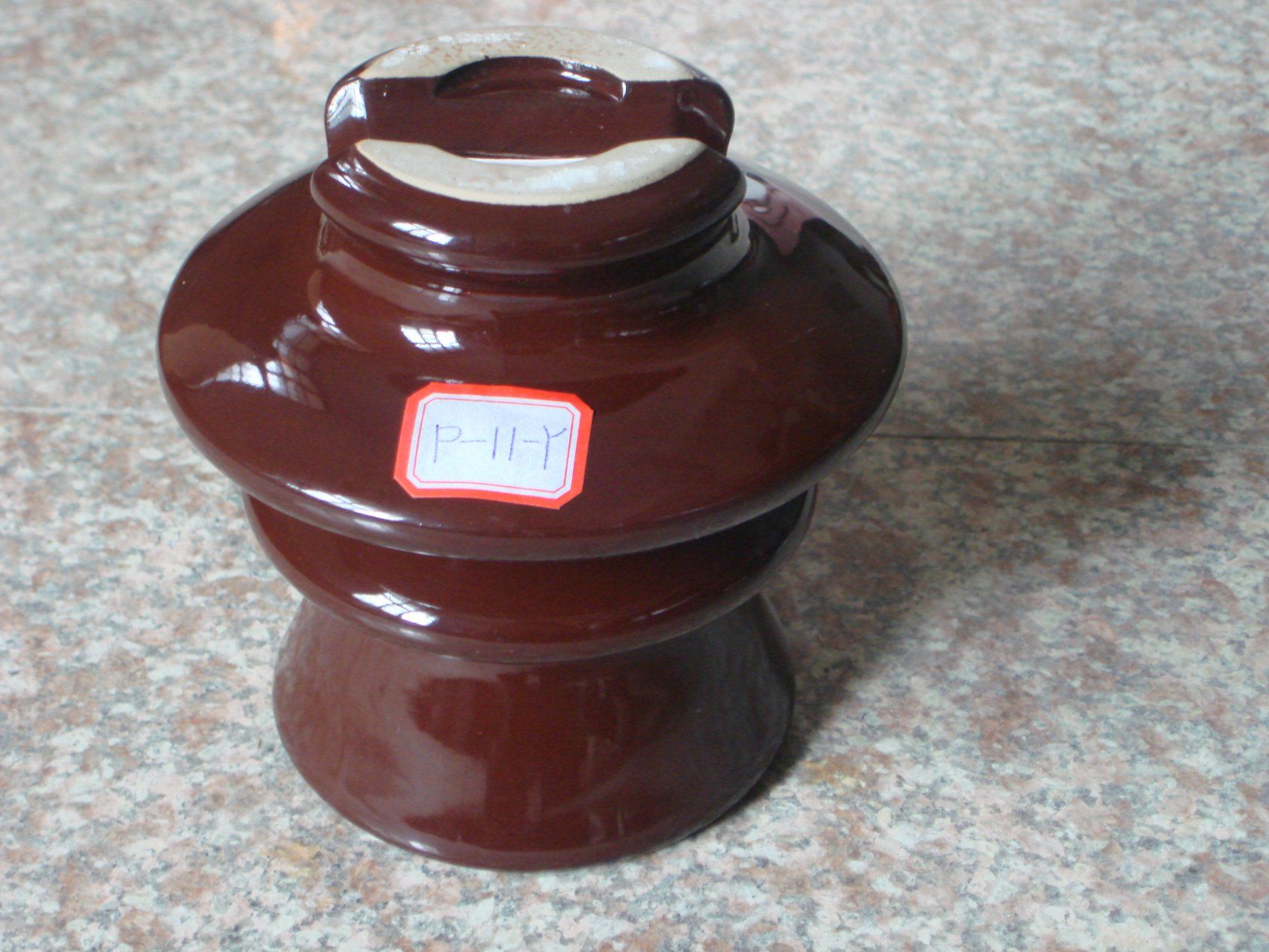 BS P-11-Y/P-15-Y/P-22-Y/P-33-Y/P-35-Y/P-44-Y/Pw-15-Y/Pw-22-Y/Pw-33-Y Pin Type Porcelain Insulators