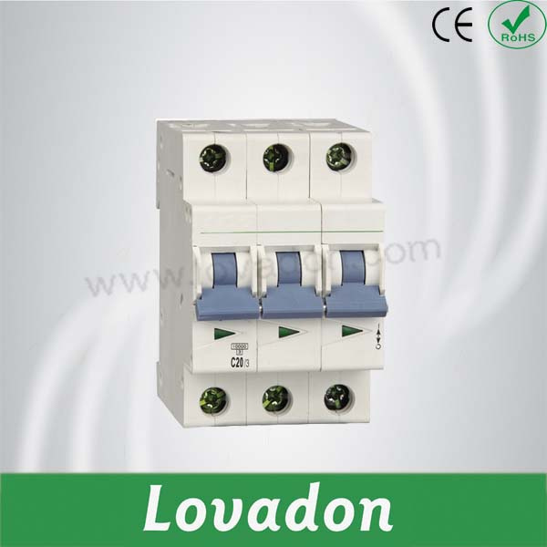 Good Quality L7 New Type 3 Pole Miniature Circuit Breaker