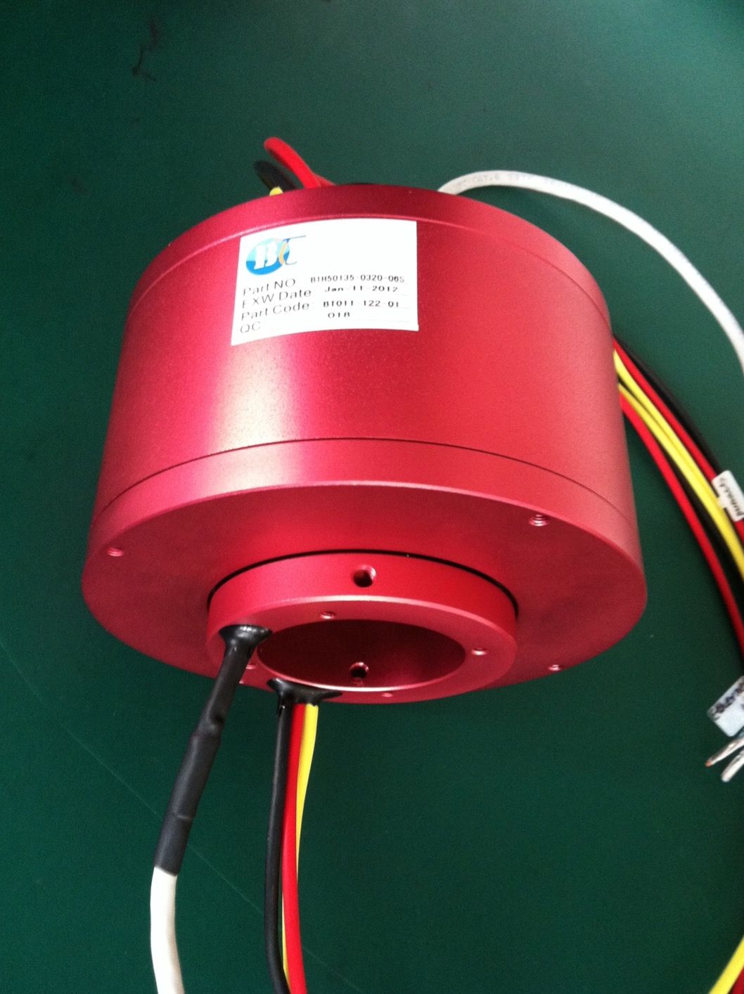 Reliable ID 50mm Through Hoe Slip Ring with Cat 6E Ethernet Signal