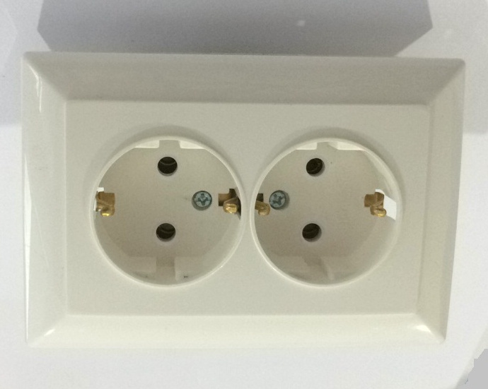 Socket Outlet Double U1029
