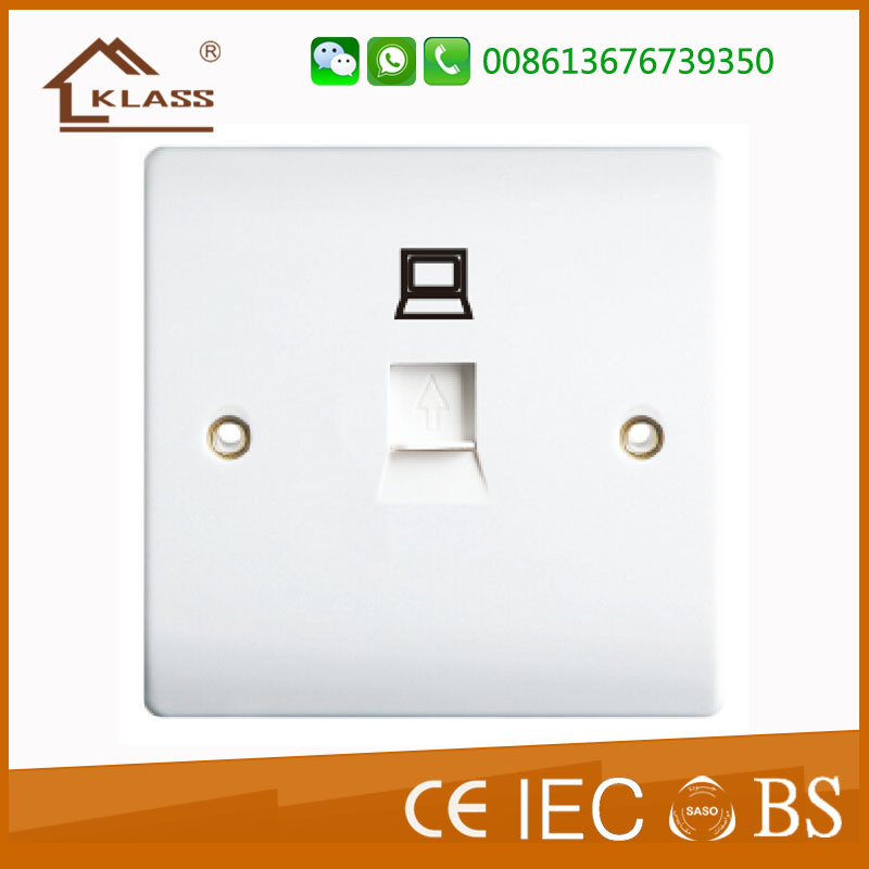 Made in China Ce Certified 1p Computer Wall Plug Socket